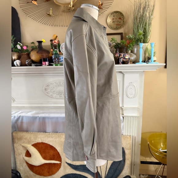 Quince 100% Leather Shirt Jacket in Mushroom size XS - Picture 9 of 13